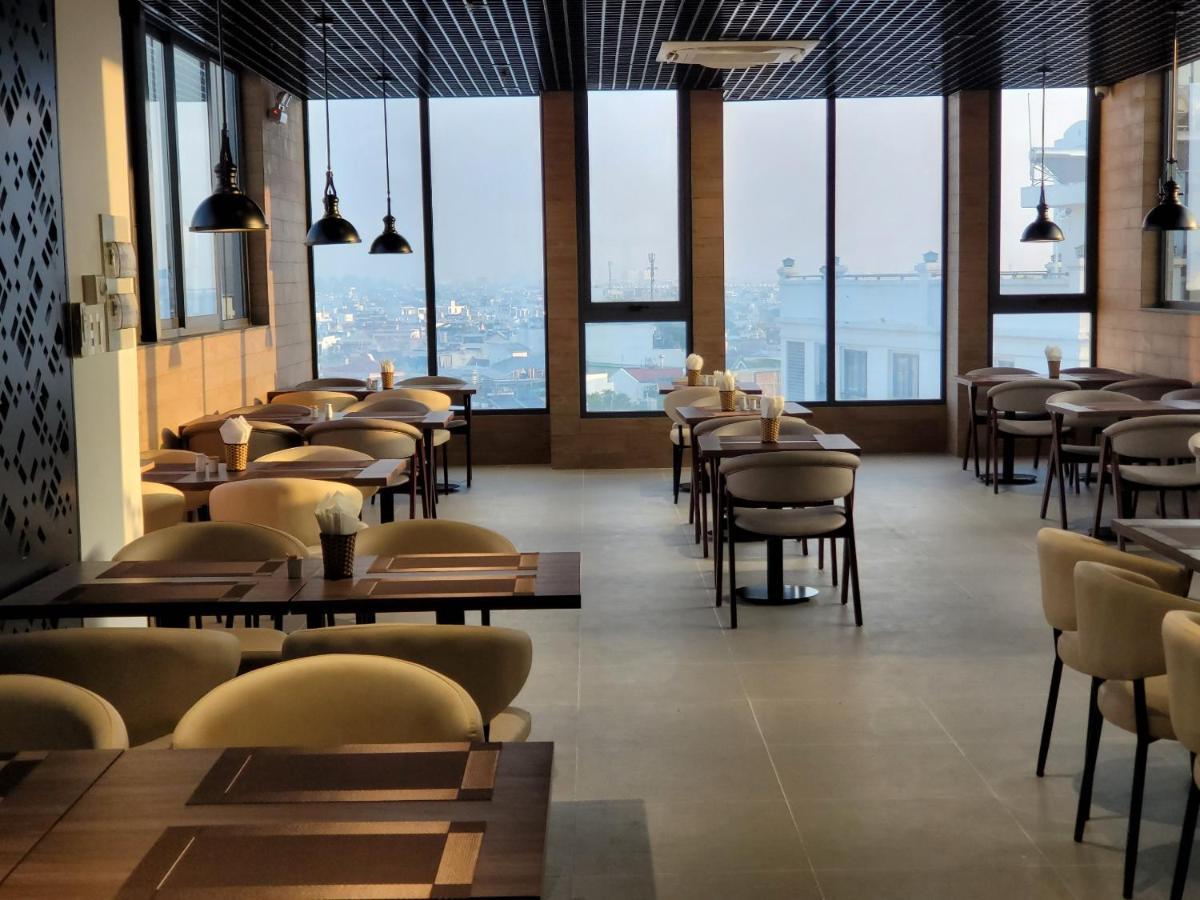 Thanh Long Hotel - Bach Dang Хошимин Екстериор снимка