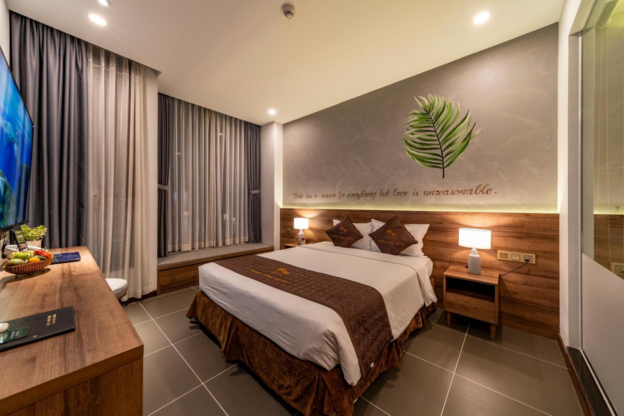 Thanh Long Hotel - Bach Dang Хошимин Екстериор снимка